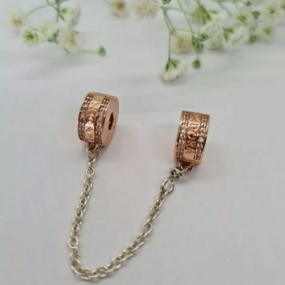 Pandora Rose Insignia safety chain. - Picture 6 of 8